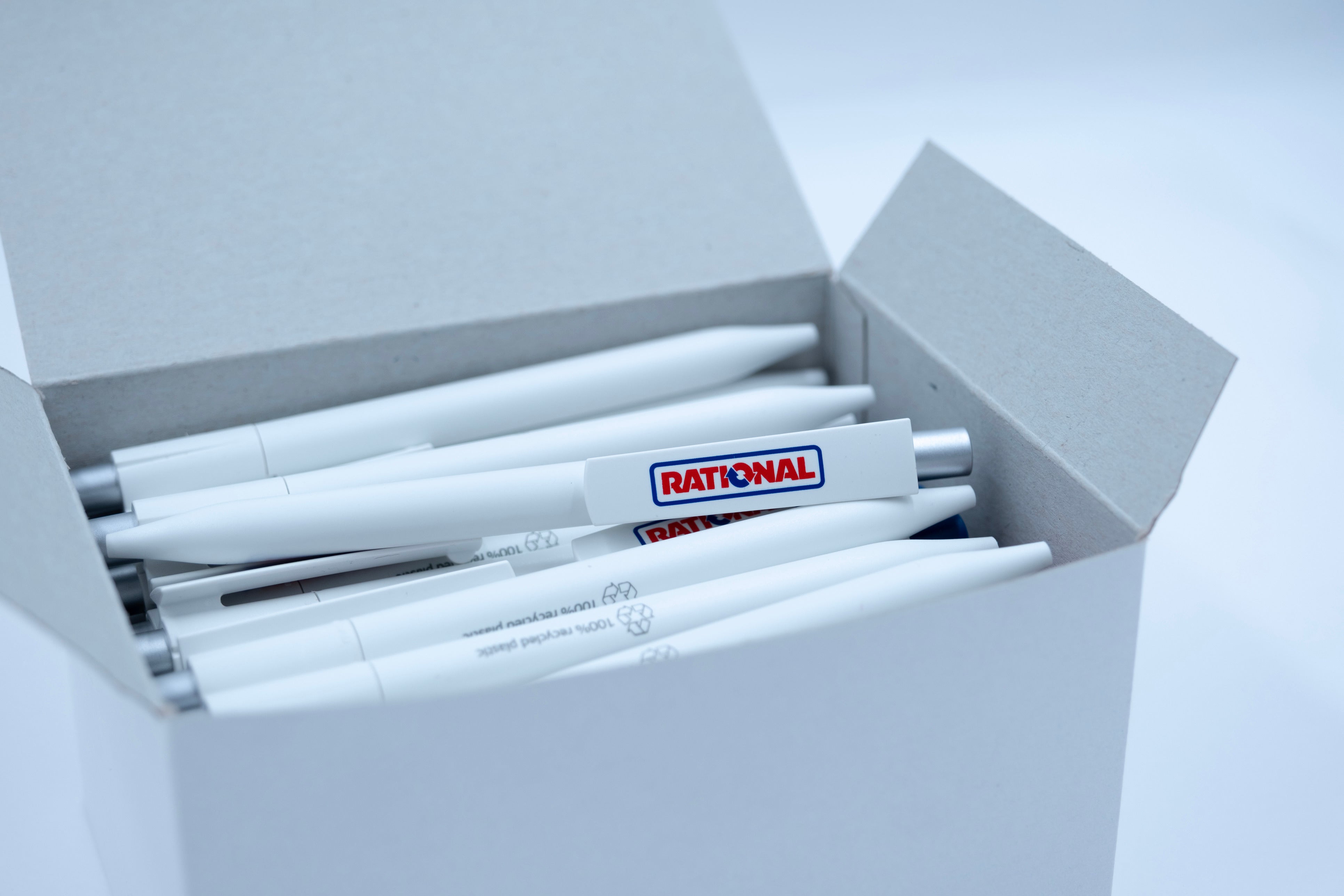 Logo Clip White Pen